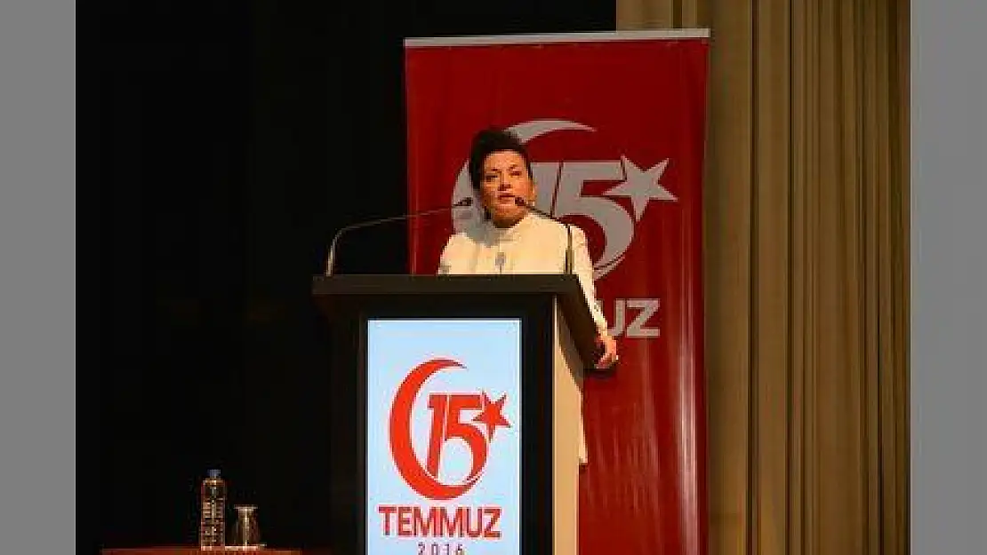 VALİ CİVELEK '15 TEMMUZ' KONFERANSINA KATILDI