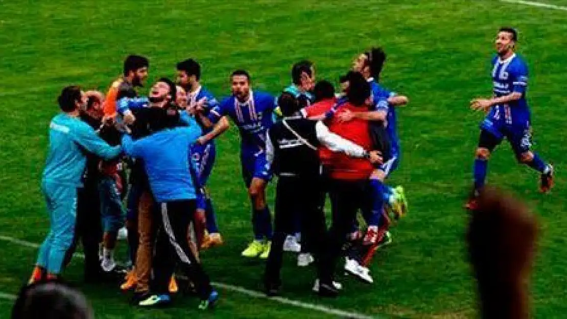 FETHİYESPOR KARTAL AVLADI