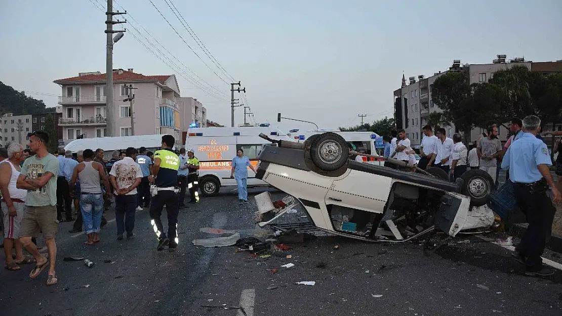 Ortaca'da zincirleme kaza 4 yaralı