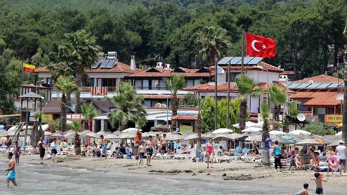 Akyaka günübirlik tatilci akınına uğradı (video)