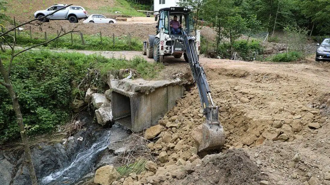 Aşırı yağışın verdiği tahribatlar onarılıyor