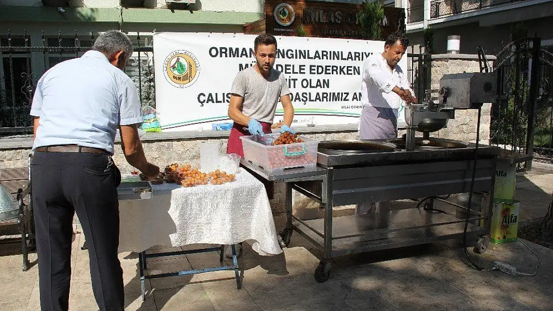 Milas'ta orman şehitleri için lokma dağıtıldı