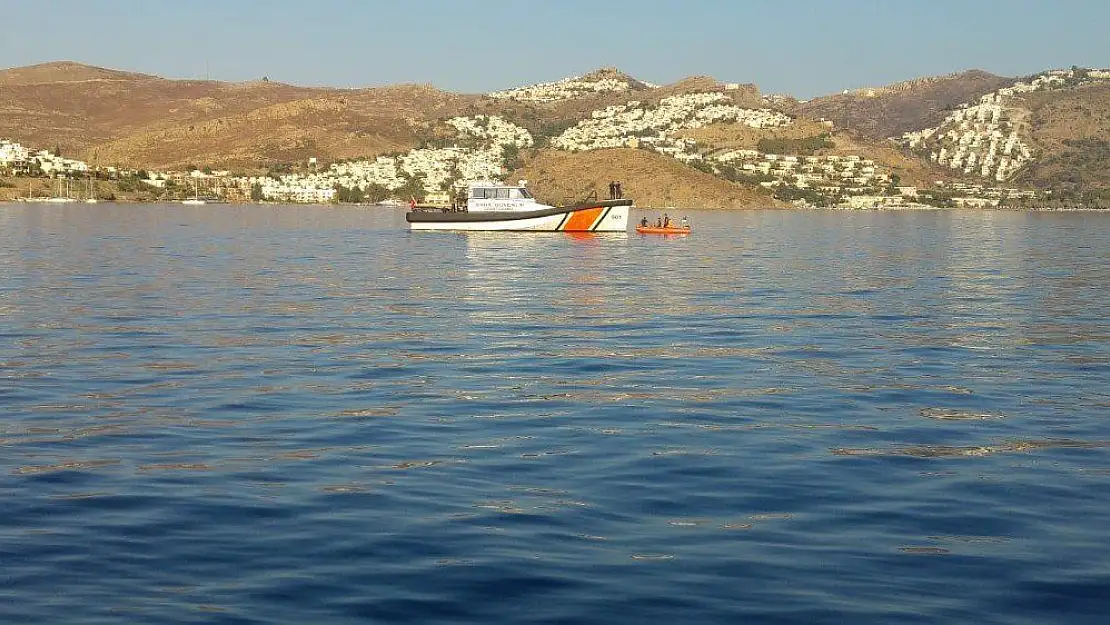 Bodrum'da göçmen teknesi battı: 2 ölü