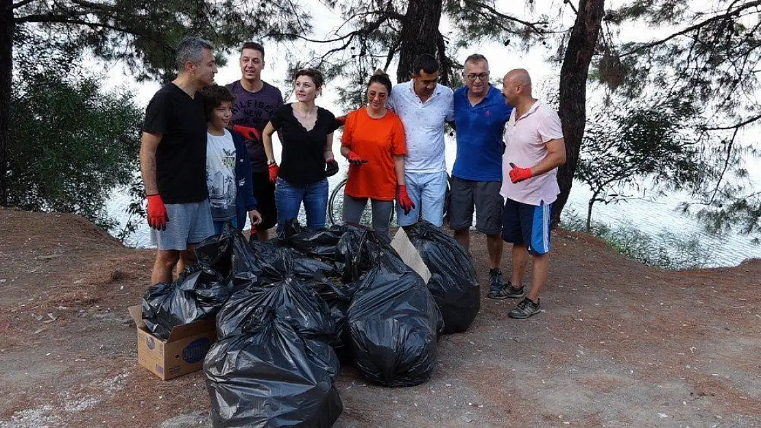 Marmaris'te 'yürü ve temizle' etkinliği