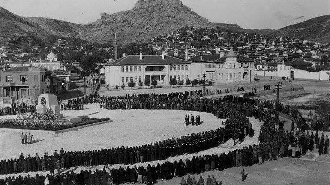 Muğla Cumhuriyet Meydanı 81 yıl sonra ilk kez değişiyor