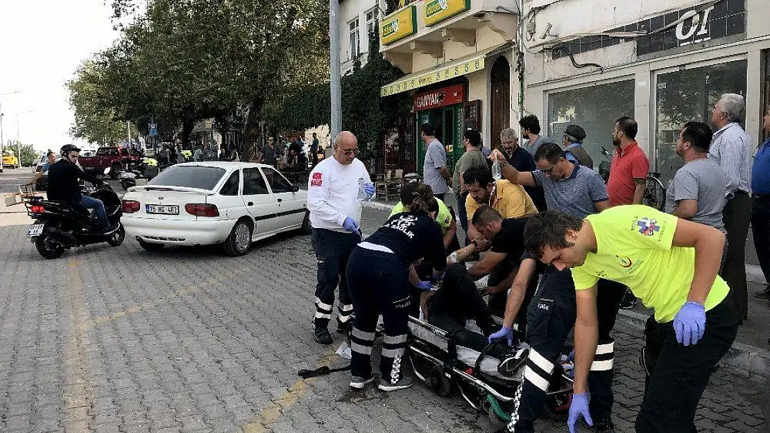 Fethiye'de sokak ortasında silahlı kavga: 2 yaralı