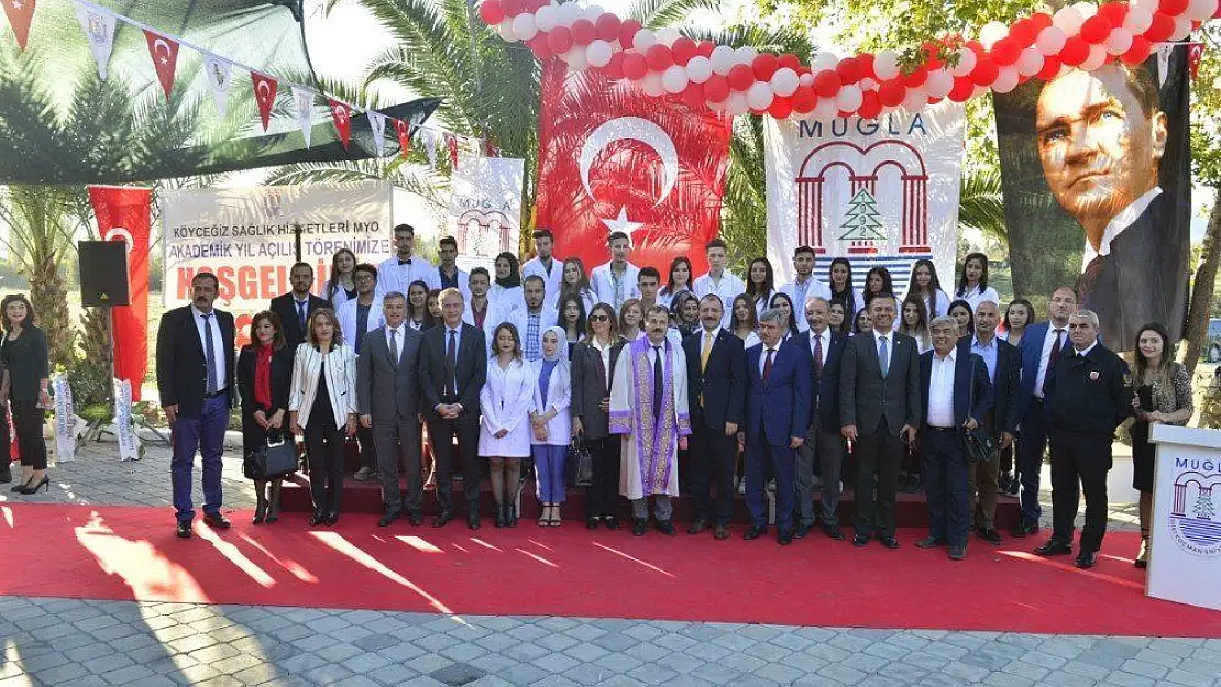 Köyceğiz'de akademik yıl törenle başladı