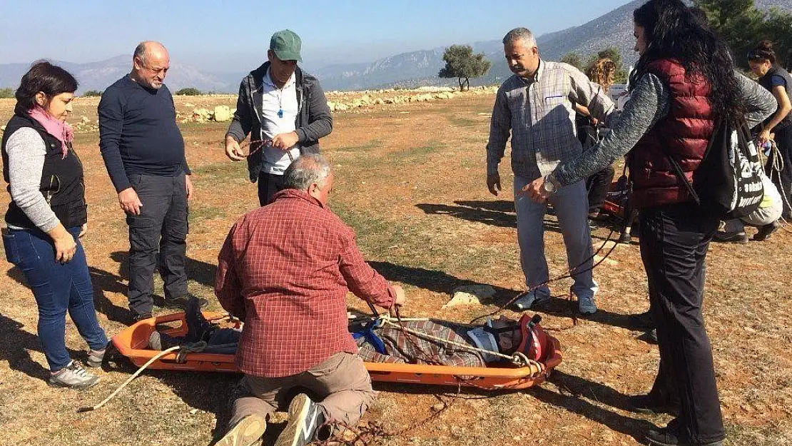 AKUT, doğada uygulamalı eğitim gerçekleştirdi