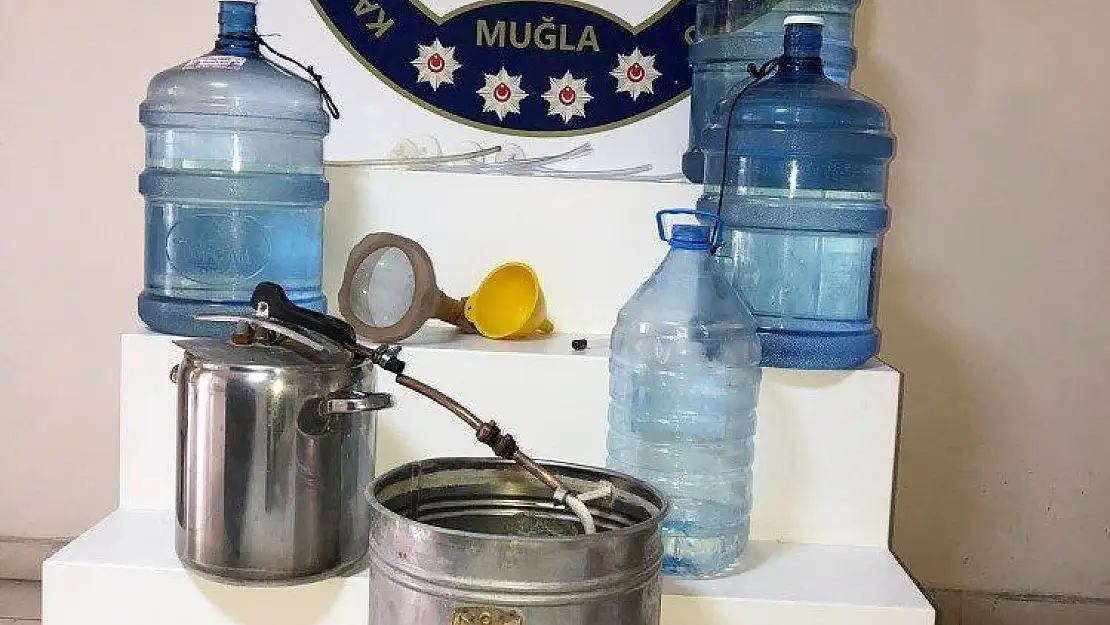 Muğla'da kaçak rakı operasyonu