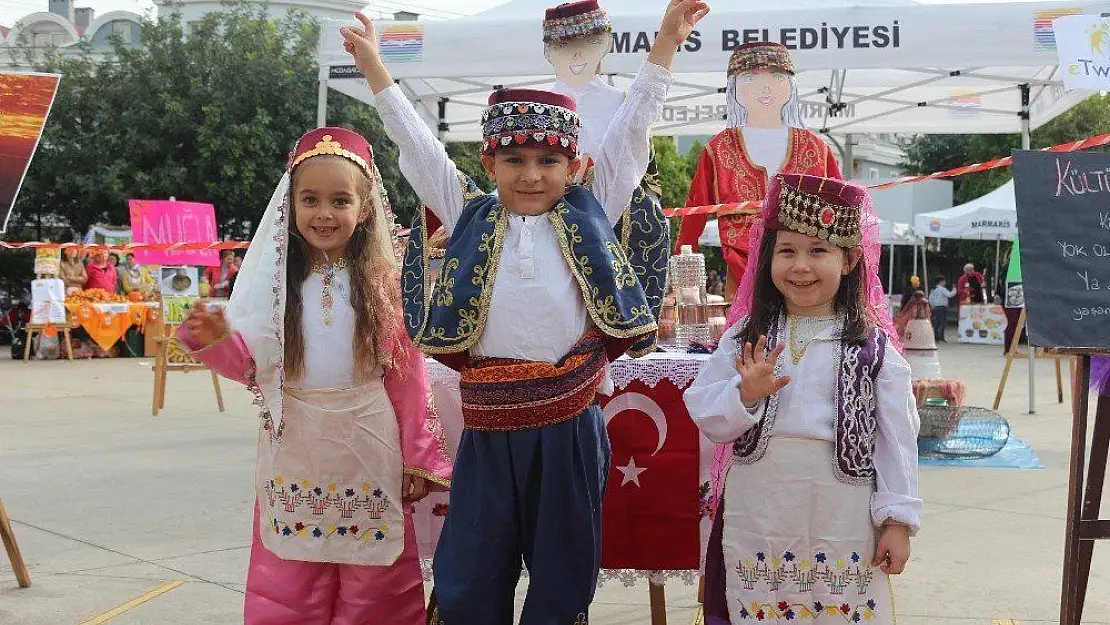 Marmaris'te Yerli Malı Haftası'nda renkli kutlama