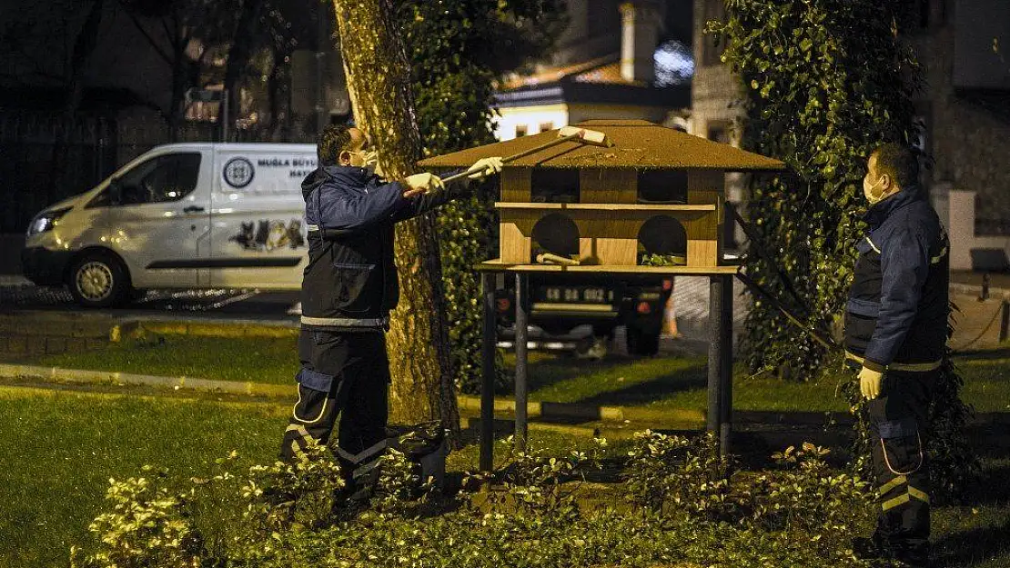 'Pati' timi gece nöbetinde