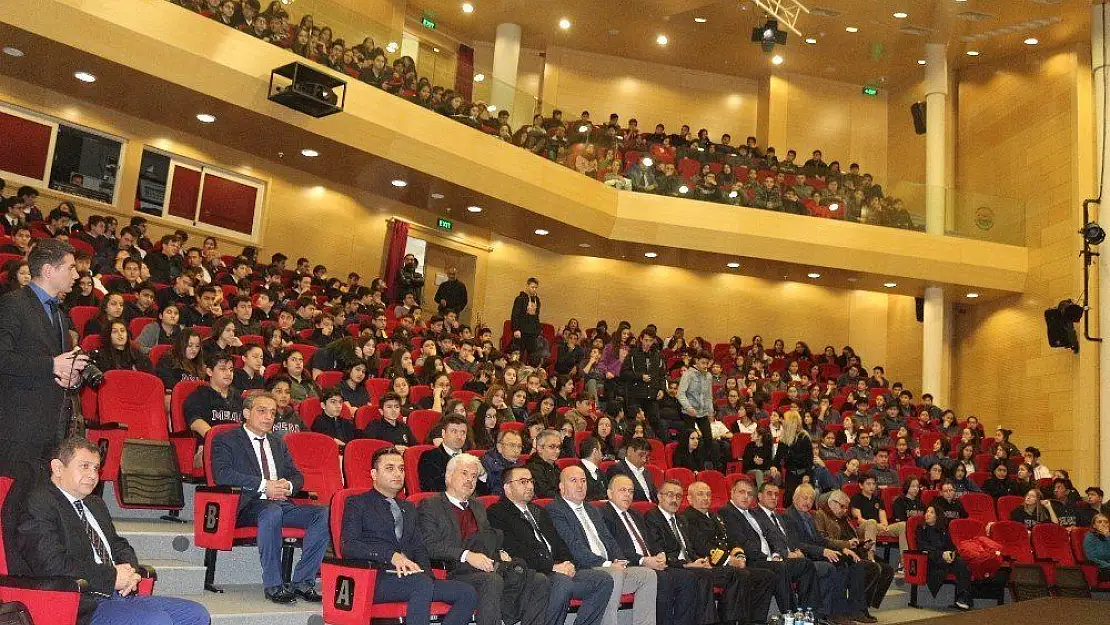 'Asım'ın Nesli Akif'i Dinliyor' etkinliğine yoğun ilgi