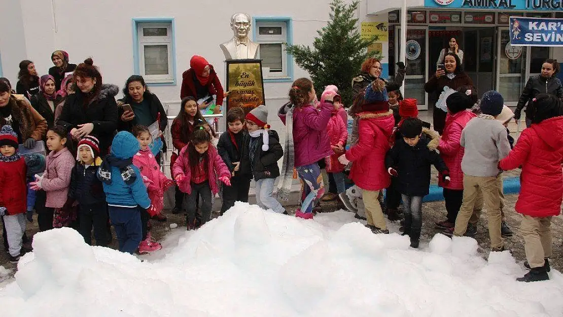 Karne heyecanı yerini kar sevincine bıraktı