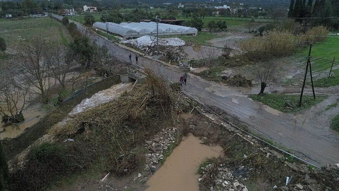 Billur öğretmen ve nişanlısını hayattan koparan dere havadan görüntülendi