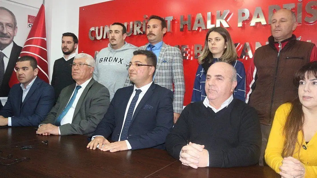 Marmaris CHP'de istifa depremi