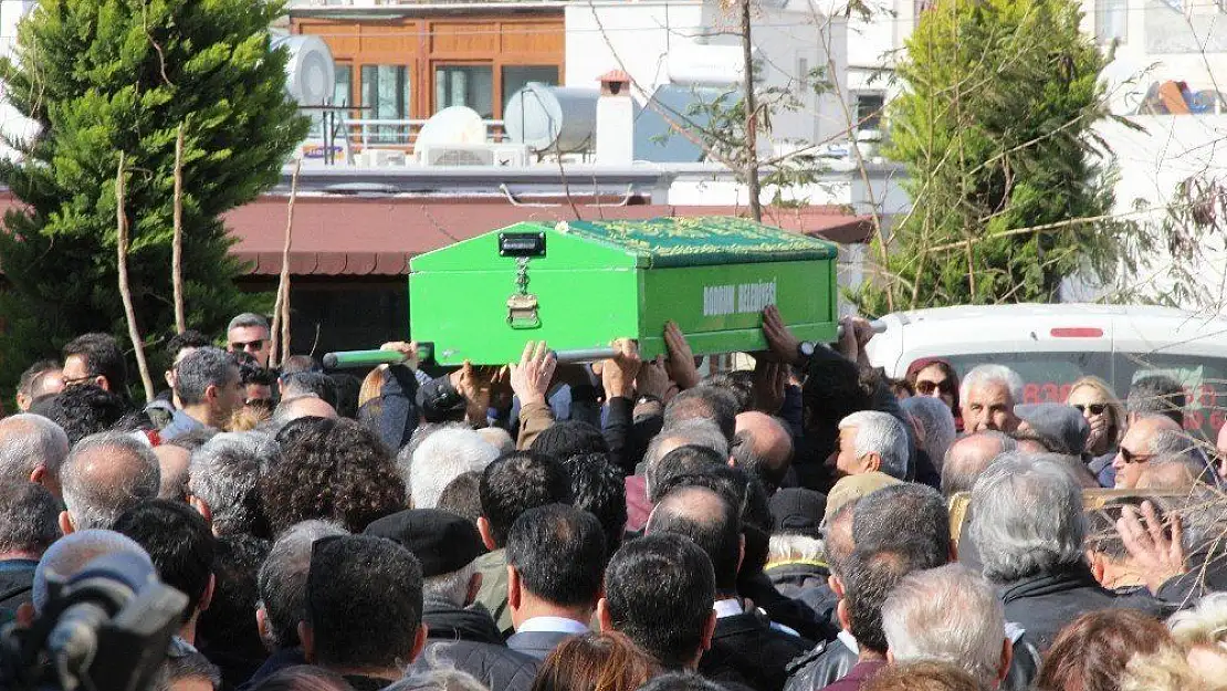 Ünlülerin mimarı Cenap Tezer son yolculuğuna uğurlandı