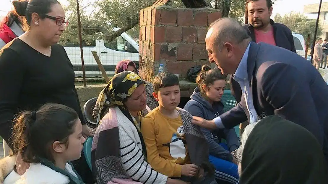 Bakan Çavuşoğlu'ndan taziye ziyareti