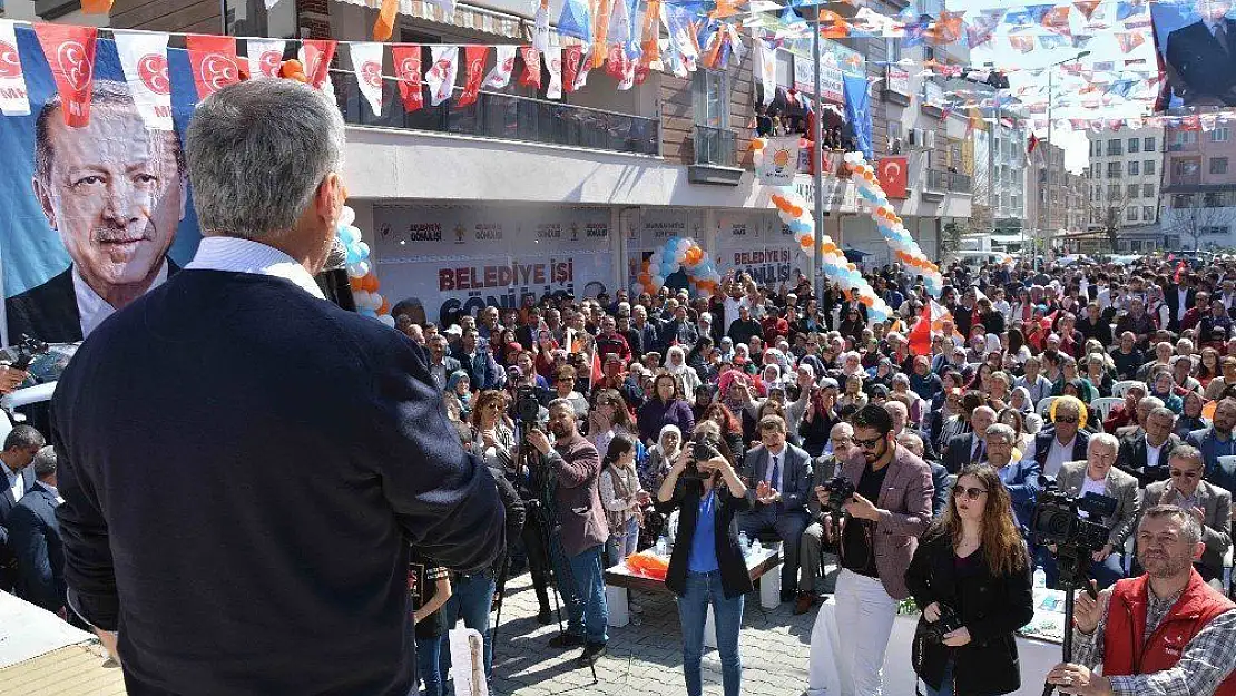 Ak Parti Büyükşehir Adayı Dr. Hıdır 'Hizmet kervanımızın önünü ne Osman Gürün ne de Kemal Kılıçdaroğlu kesemez'