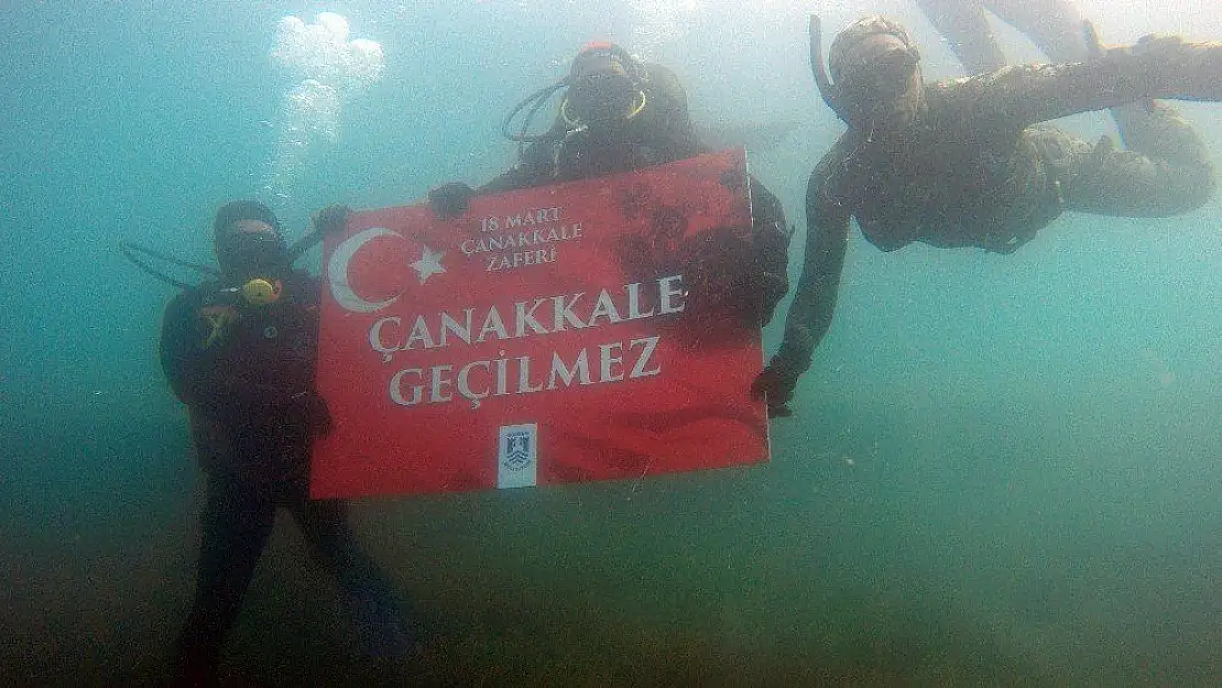 Dalgıçlar 'Çanakkale geçilmez' dedi