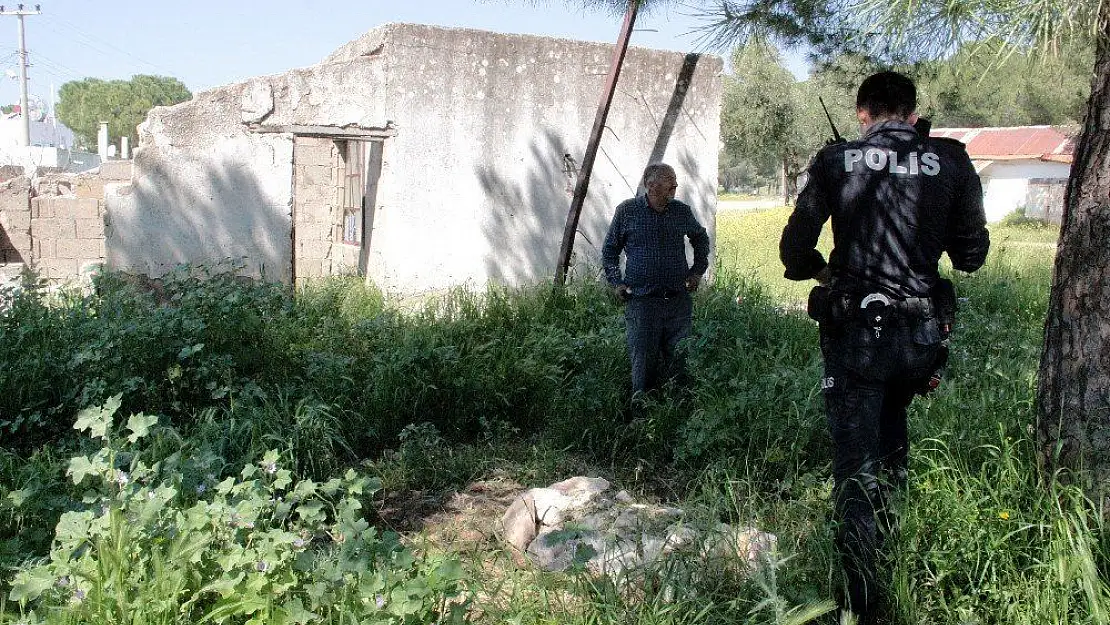 Boş arazide bulunan mezar ekipleri harekete geçirdi