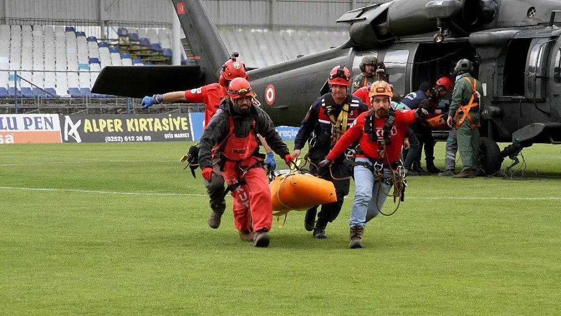 Paraşüt kazasında ölen pilot ve yabancı yolcunun cenazeleri 21 saat sonra kurtarıldı
