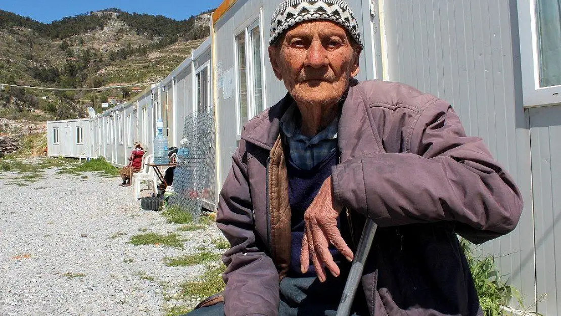 Konteynerde 500 günlük yaşam mücadelesi