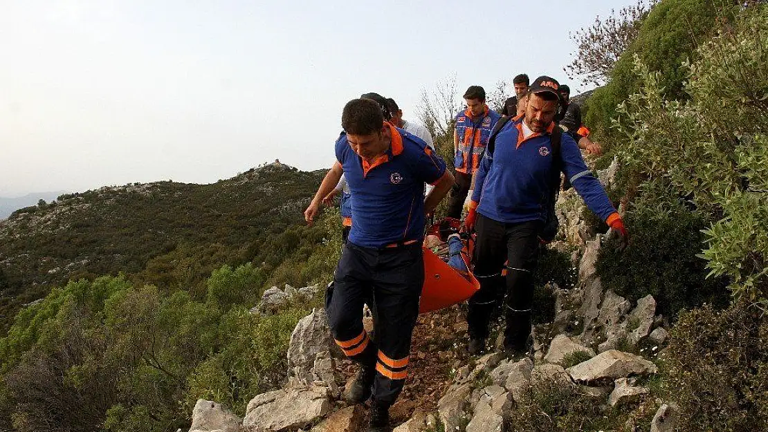 ABD'den Ölüdeniz'e geldi, ilk uçuşunda kayalıklara düşerek hayatını kaybetti
