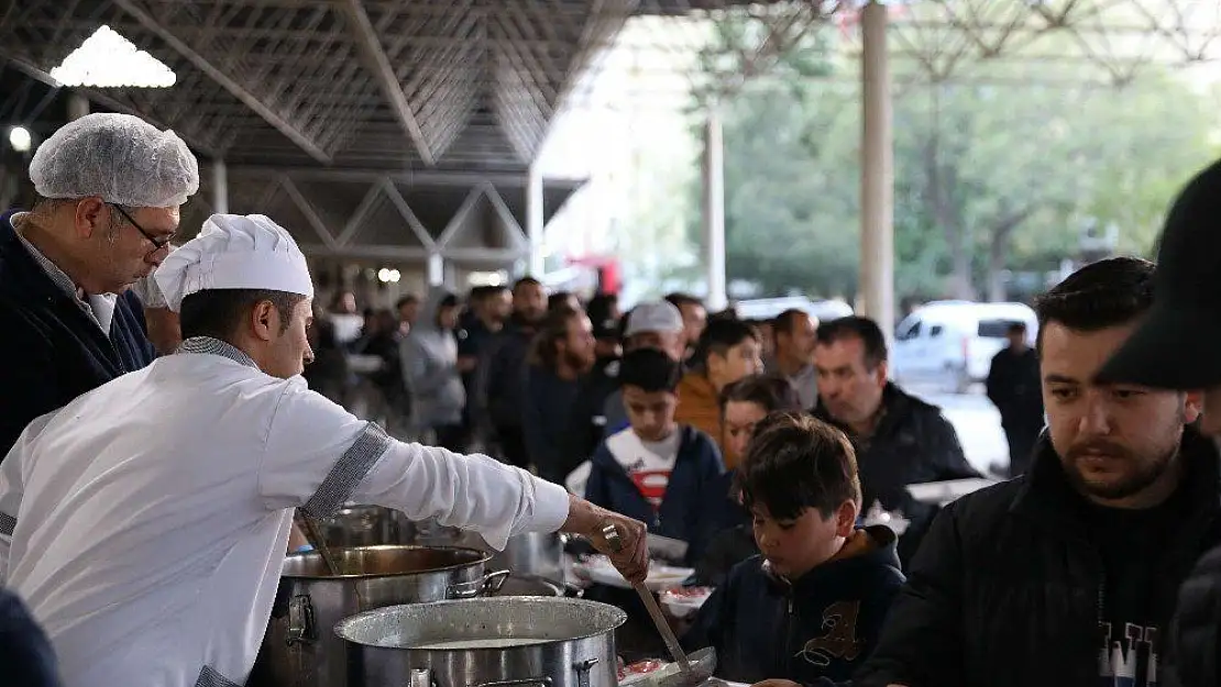 Muğla protokolü iftar yemeğinde buluştu