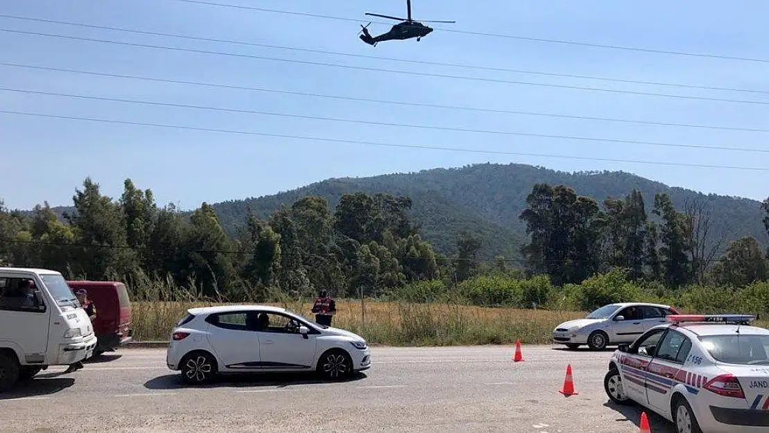 Jandarma'dan Marmaris'te trafik havadan denetimi