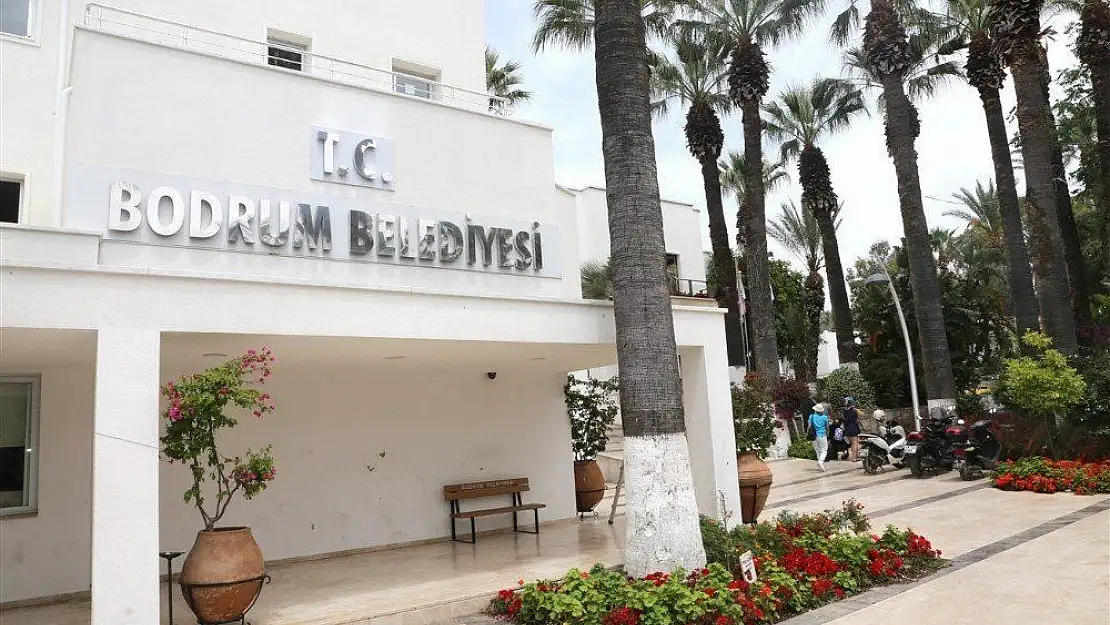 Bodrum Belediyesi tabelasına 'T.C.' eklendi