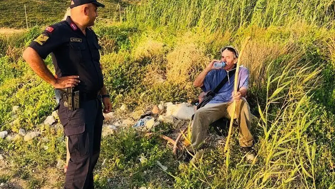 Doğa yürüyüşünde kaybolan İsveç vatandaşı şahsı Jandarma buldu