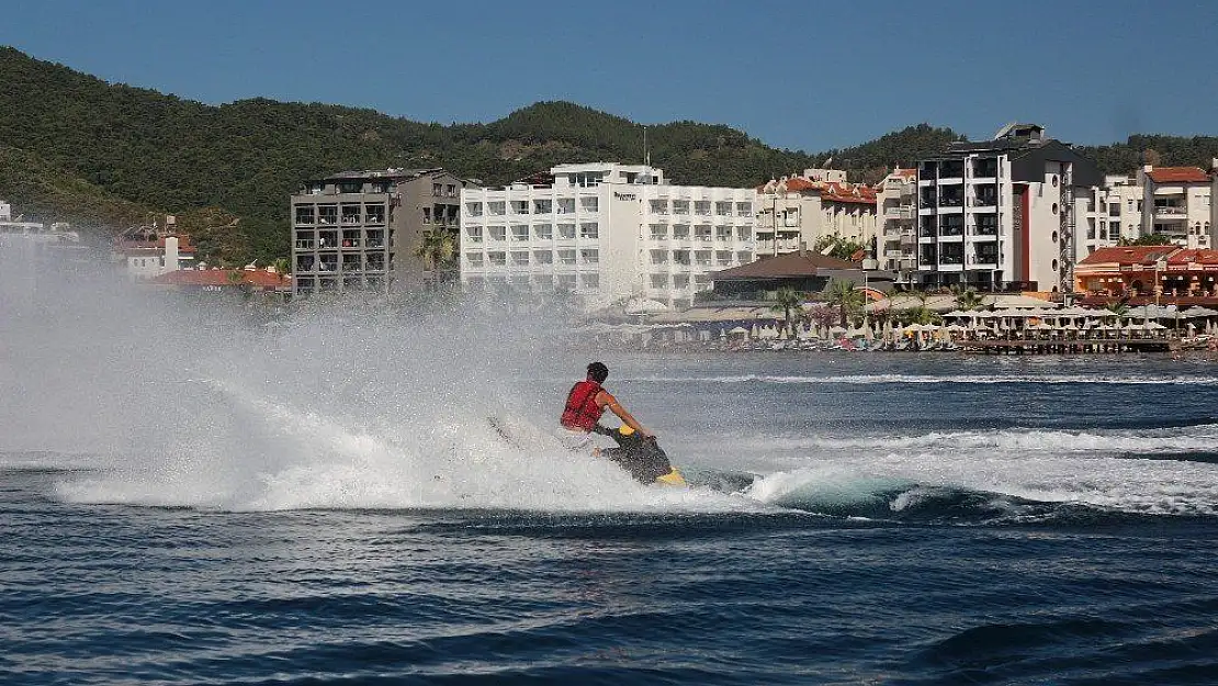 Kabotaj Bayramını jetski şovuyla kutladılar