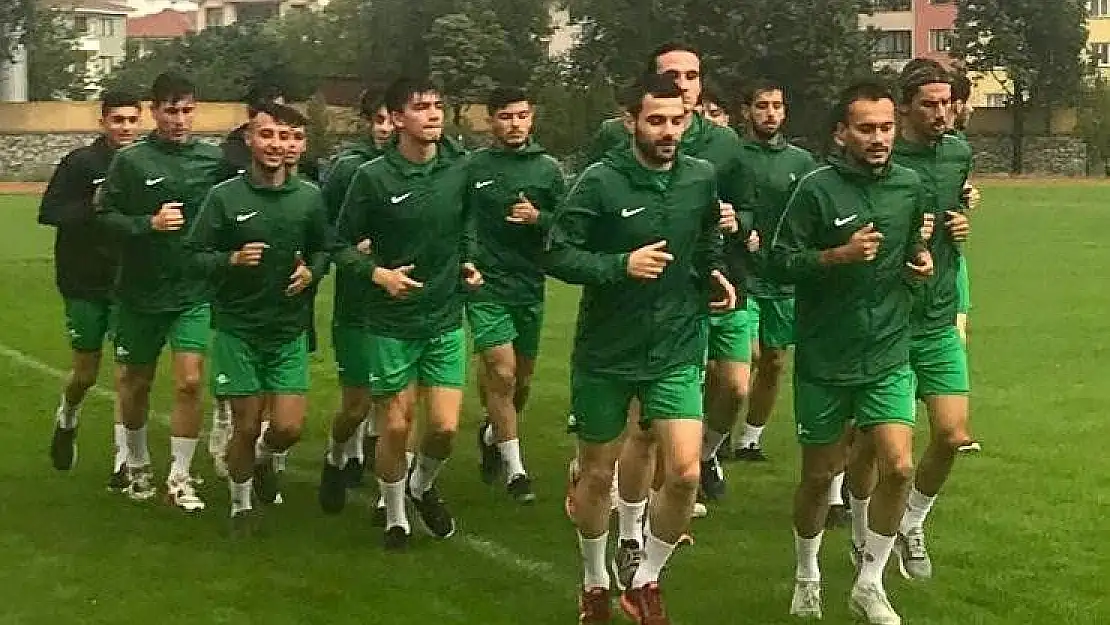 Muğlaspor sahaya indi