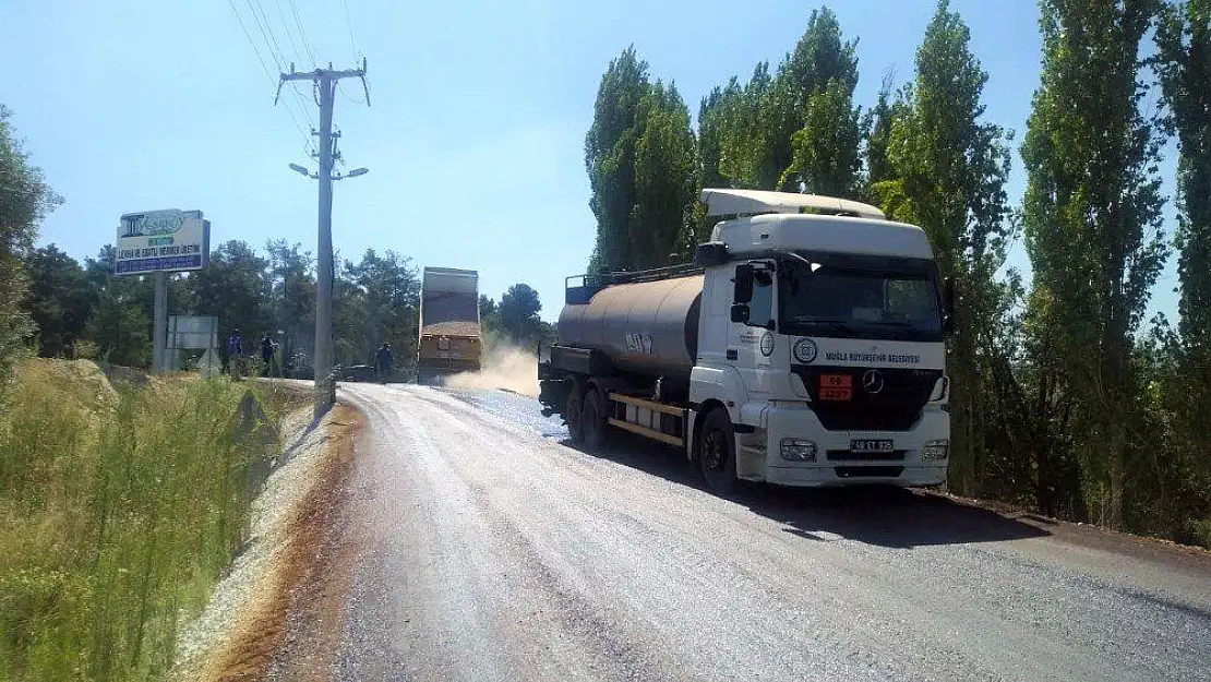 Kavaklıdere'de yol çalışmaları devam ediyor