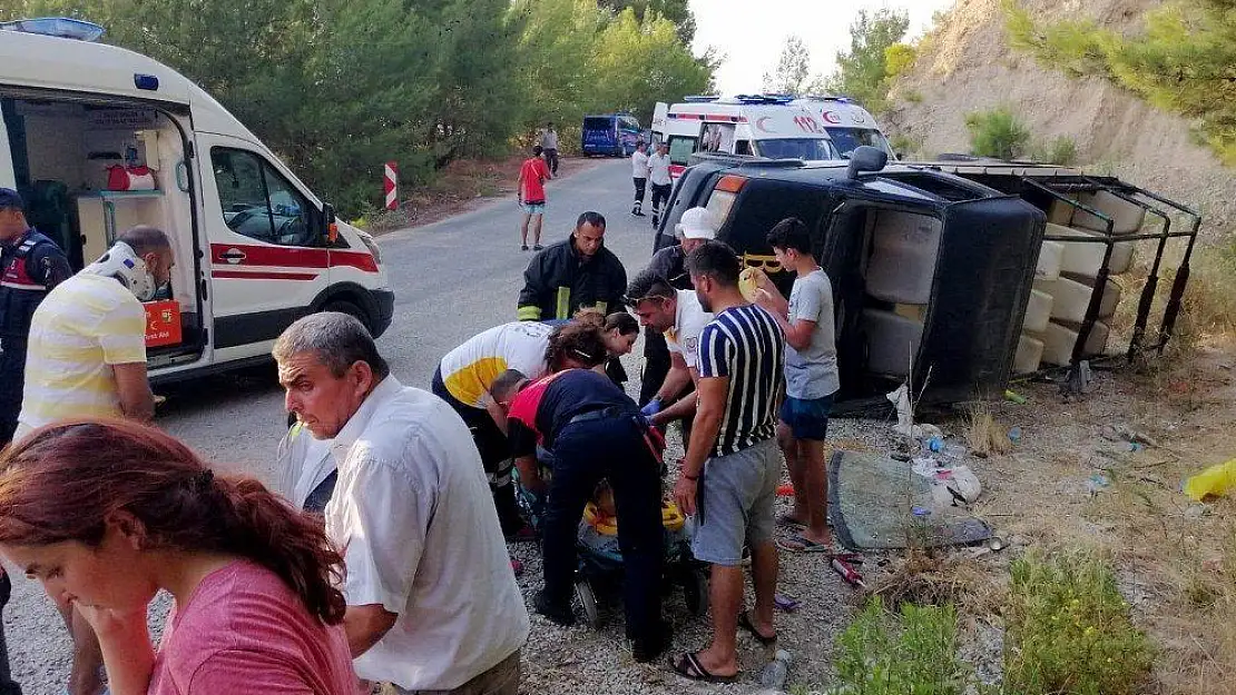 Safari cipi devrildi: 6'sı yabancı uyruklu 16 yaralı