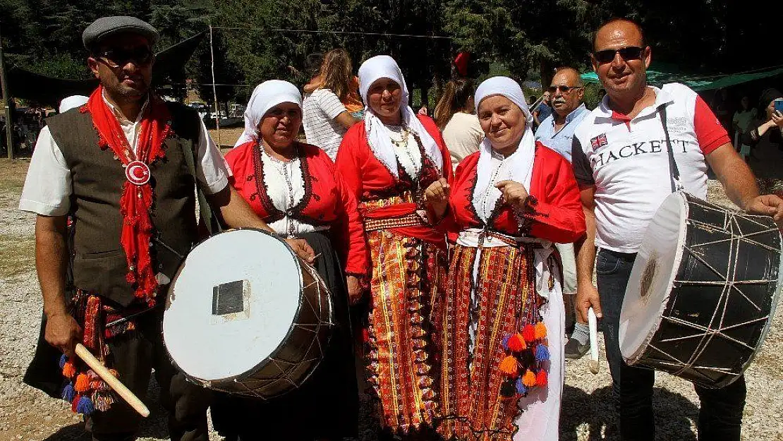 Yörük Oyunları Şenliği büyük ilgi gördü