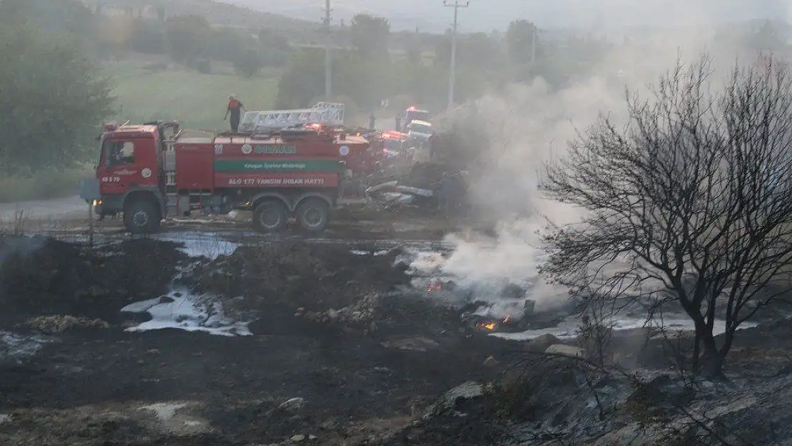 Ziraat arazisinde çıkan yangında maddi hasar oluştu