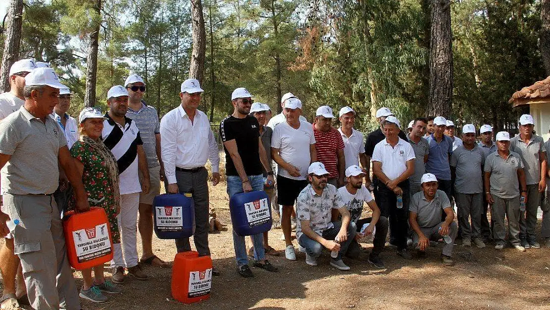 Beşiktaş taraftarlarından orman yangınlarına bidonlu önlem