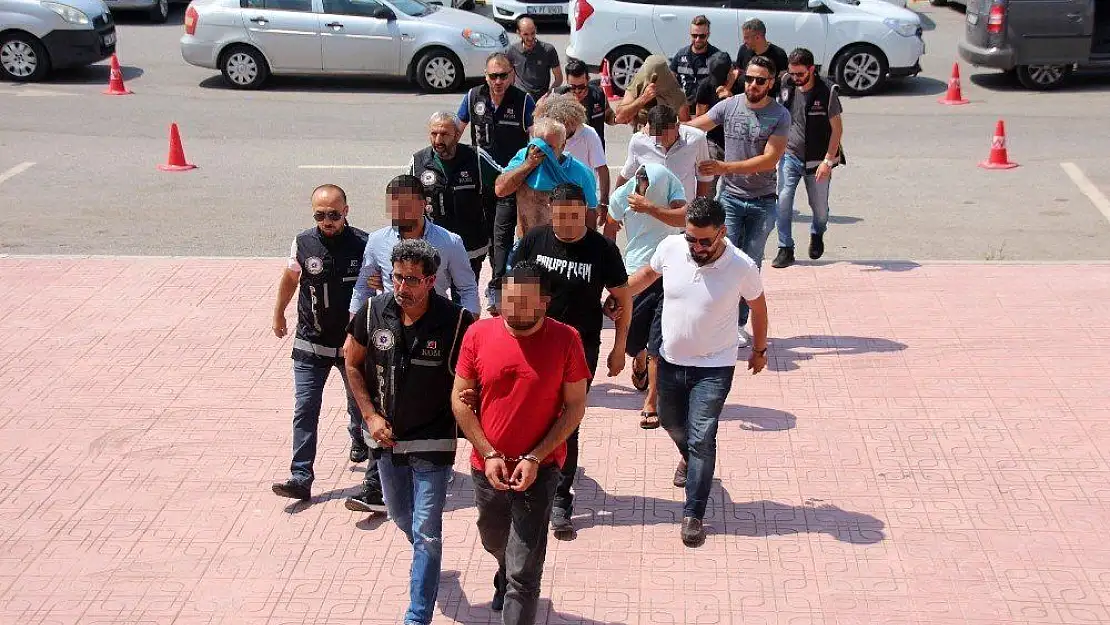 Bodrum'da insan tacirlerine büyük darbe: 9 gözaltı