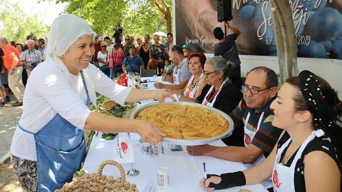 Köylü kadınların yemek sunumları profesyonellere taş çıkarttı