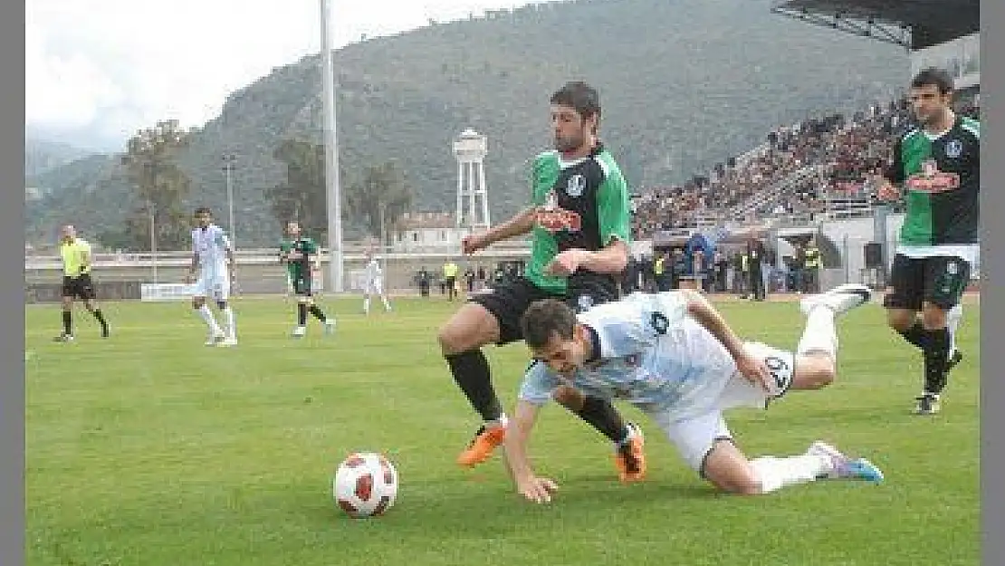 FETHİYESPOR HAKEME ÇARPILDI 0-1