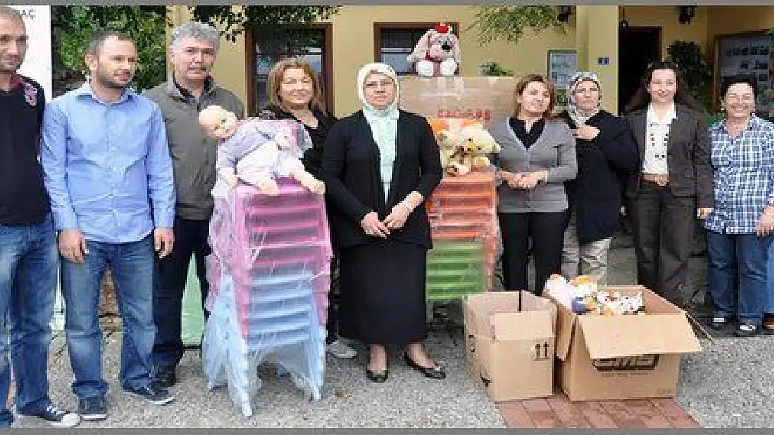 ŞIRNAK'TAKİ ÖĞRENCİLERE YARDIMDA BULUNDU