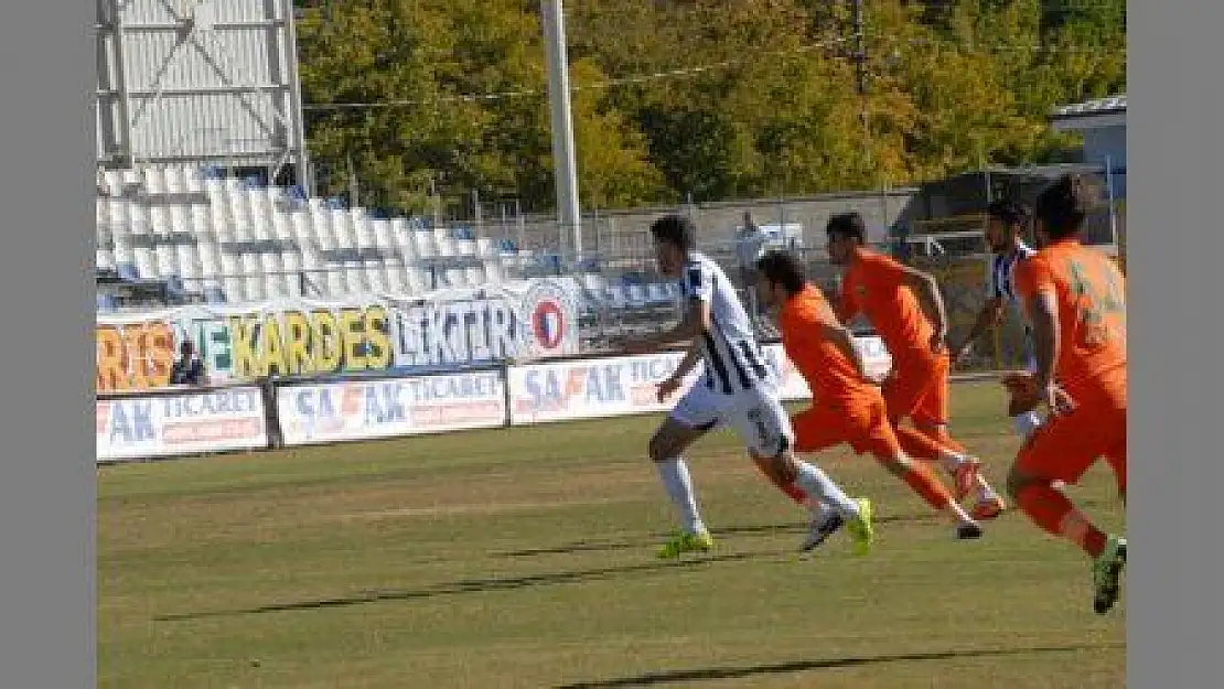 FETHİYESPOR  GALİBEYETLE DÖNDÜ: 1-0