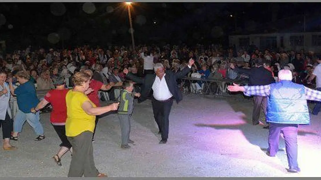 KİRAZ FESTİVALİNE YOĞUN KATILIM OLDU (görüntülü)