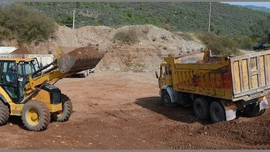 SEYDİKEMERDE KANALBAŞI YOLU ASFALTLANDI