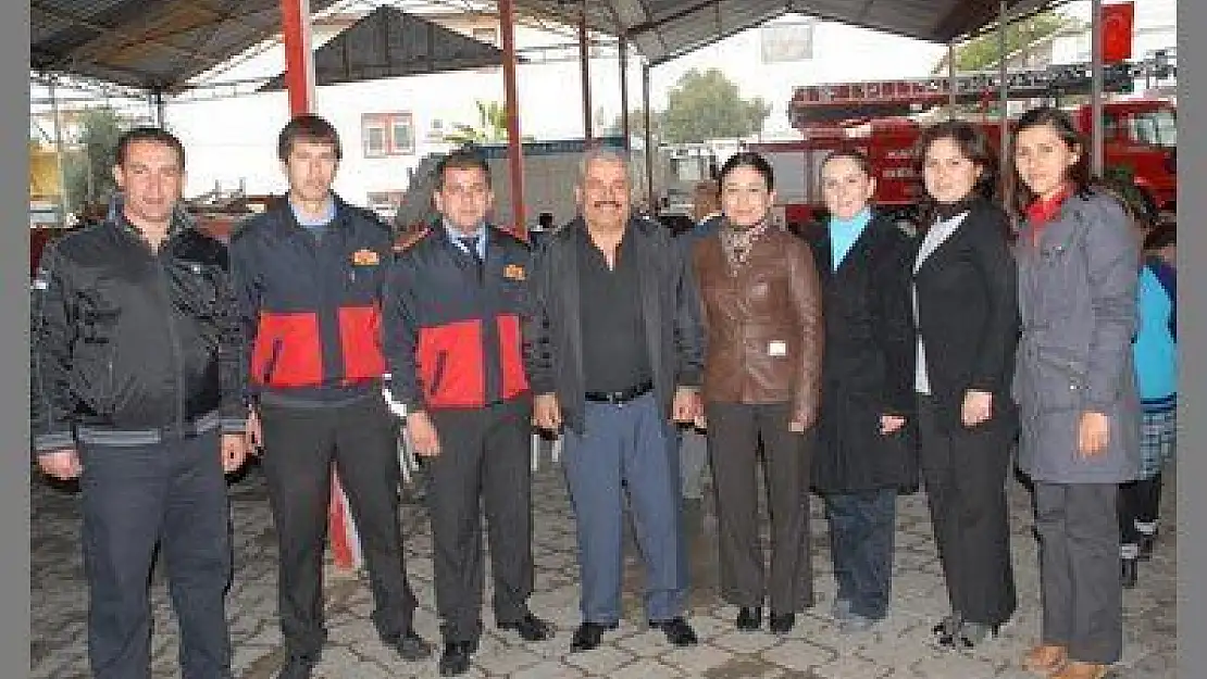 KARAÇULHA'DA İTFAİYE EKİBİNDE DAYANIŞMA YEMEĞİ