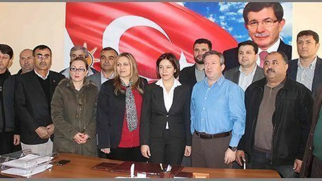 AK PARTİ DE  HEDEF EN AZ 3 MİLLETVEKİLİ