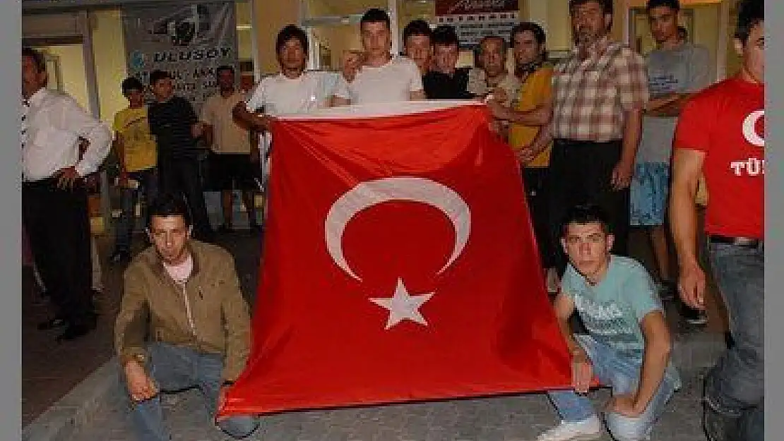 ASKER ADAYLARI DAVUL ZURNA EŞLİĞİNDE UĞURLANDI