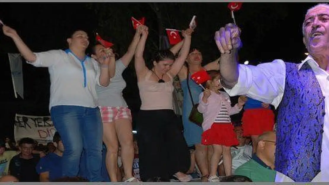 FESTİVAL EDİP AKBAYRAM KONSERİYLE SONA ERDİ