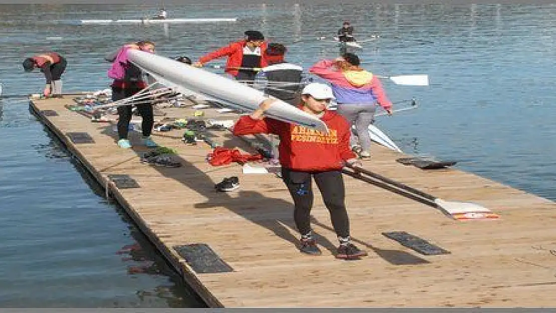  FETHİYE KÜREK SPORUNUN KAMP MERKEZİ OLDU